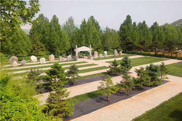 灵山宝塔陵园景观图