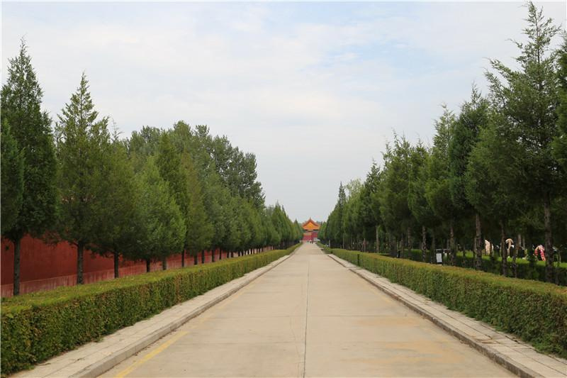 中华永久陵园内环境