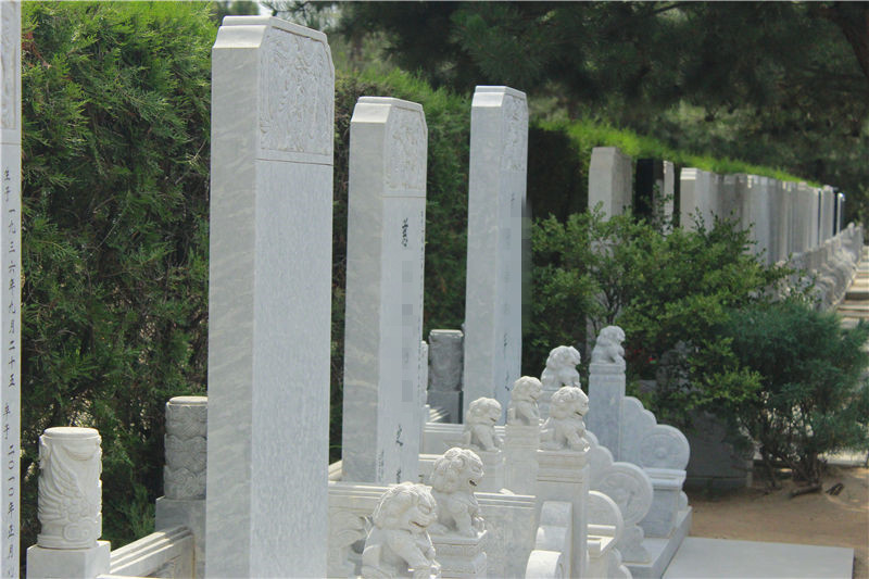 华龙皇家陵园普通立式墓碑列举