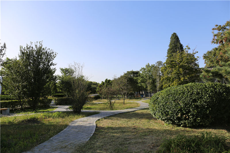 丰台太子峪陵园景观图
