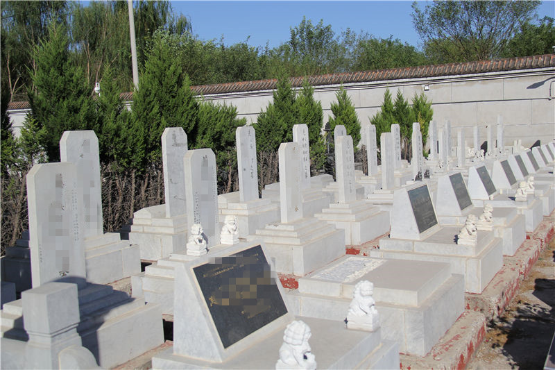 惠灵山陵园墓区图片