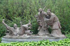 园内雕像