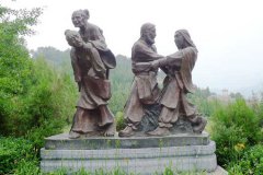 园内雕像