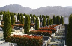北京的公益性公墓和经营性公墓有什么区别呢？