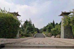 位于陕西省西安市城北的陵墓有哪些