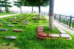 西安灞桥区霸陵陵园生态树葬、壁葬、草坪葬价格各是多少钱