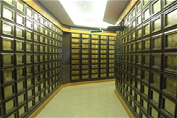 龙车寺塔陵园景观图