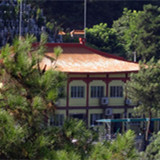 龙居山陵园