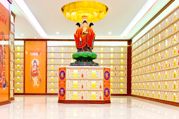 天津玉佛寺寝宫景观图
