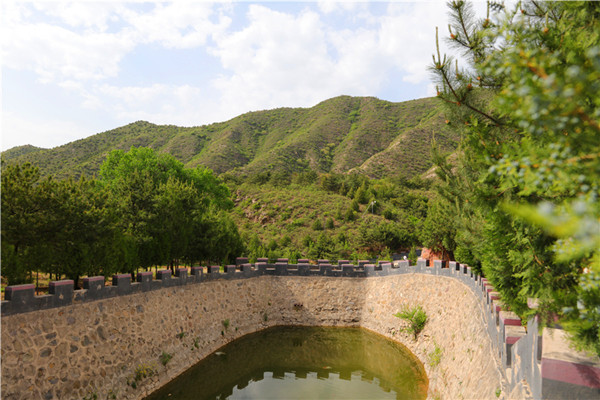 九龙山生态陵园景观图