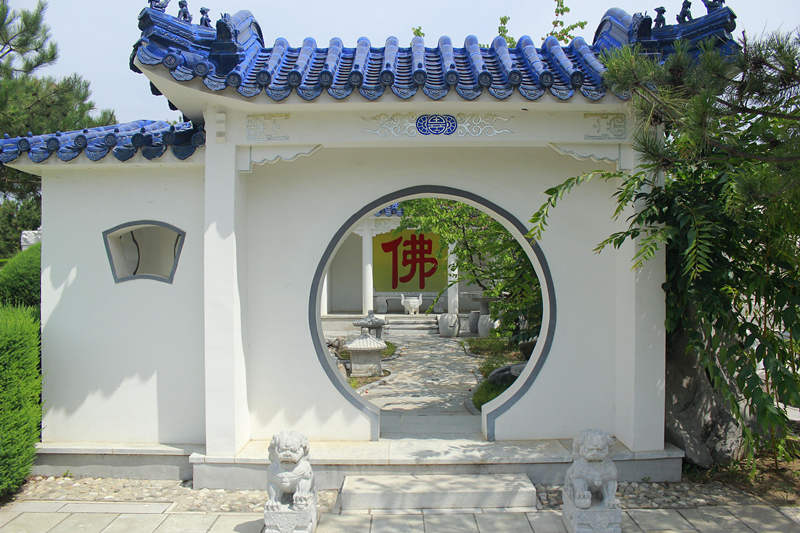 华龙皇家陵园环境
