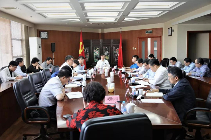 会议中.jpg