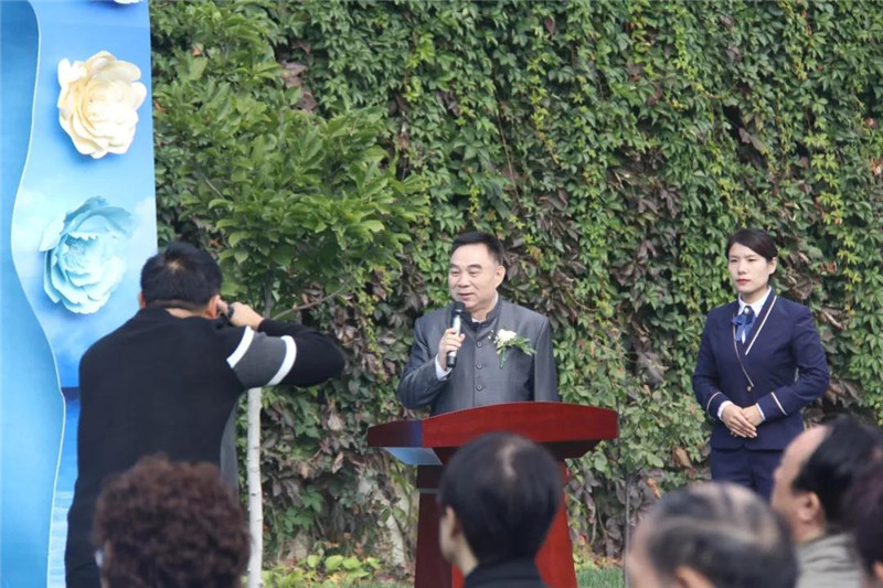 追悼仪式开始.jpg