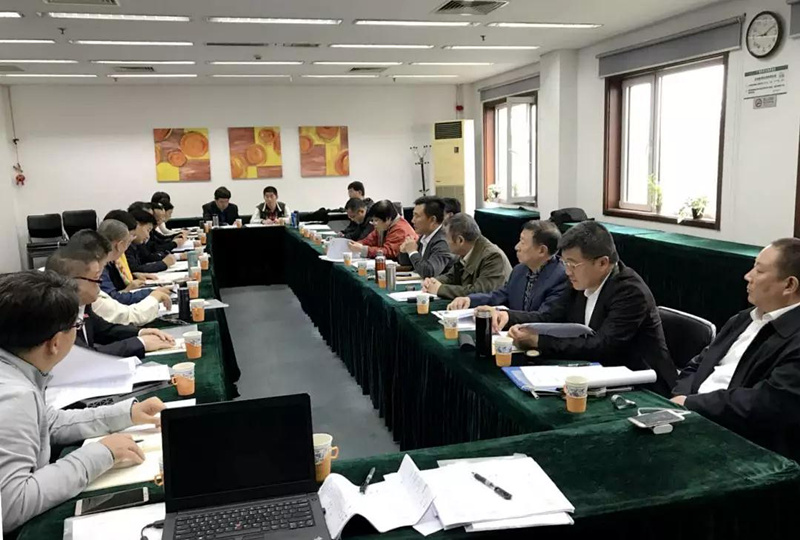 会议中.jpg