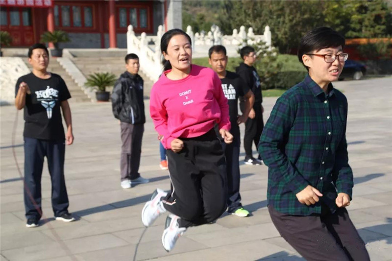 跳大绳.jpg