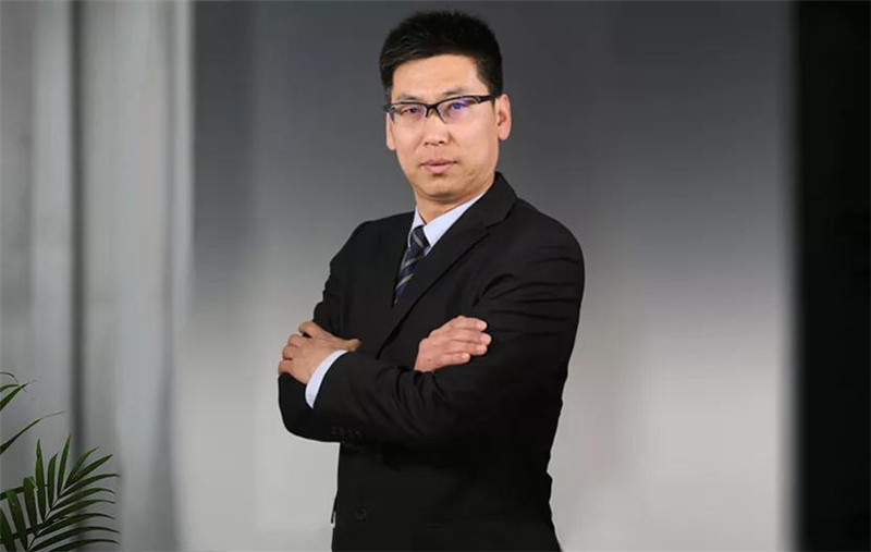 八宝山殡仪馆 靳中学.jpg
