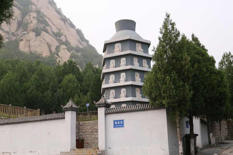 佛山陵园烧纸塔
