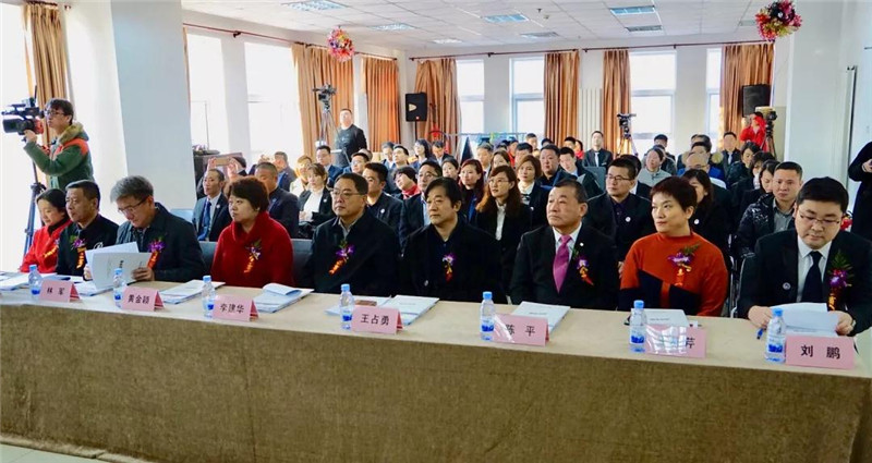 “爱与陪伴”活动启动仪式现场