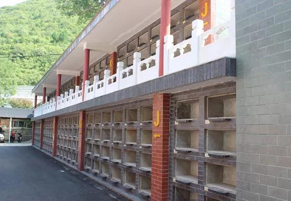 德陵公墓壁葬