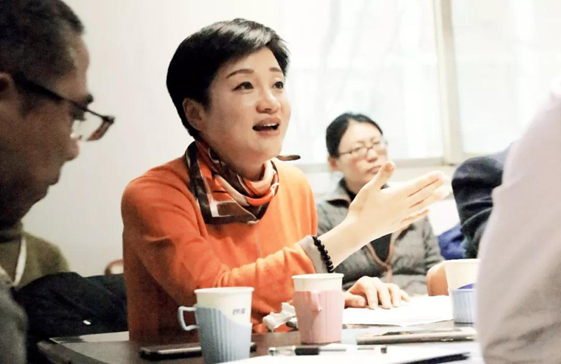 中国殡葬协会专家委员会主任伊华