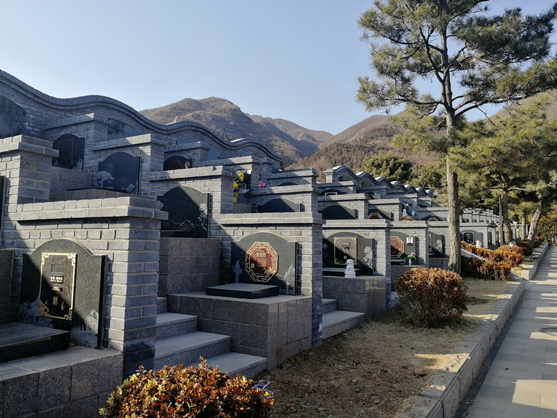 天寿陵园普渡园壁葬