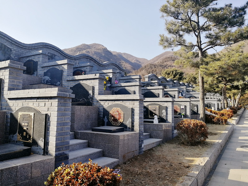 天寿陵园普渡园壁葬