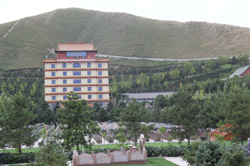 灵山宝塔陵园千佛塔