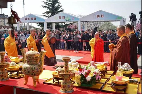 祈福洒净
