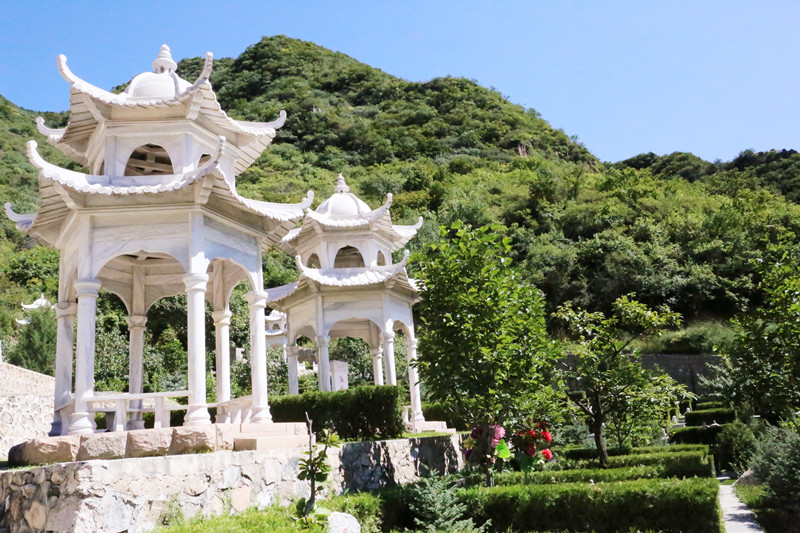 九公山墓地环境