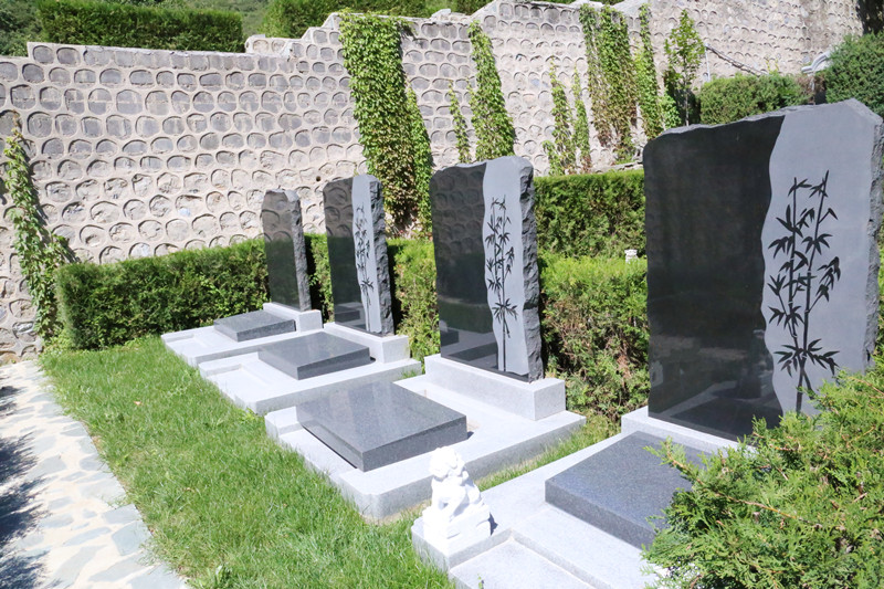 九公山墓地功泽园碑型