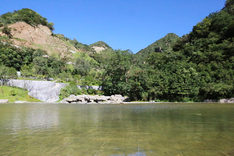 九公山长城纪念林环境