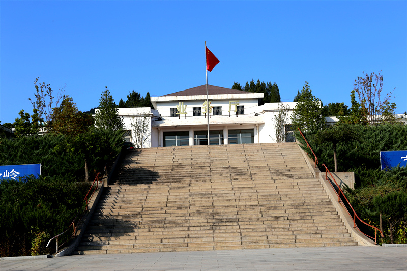 密云宝云岭墓园