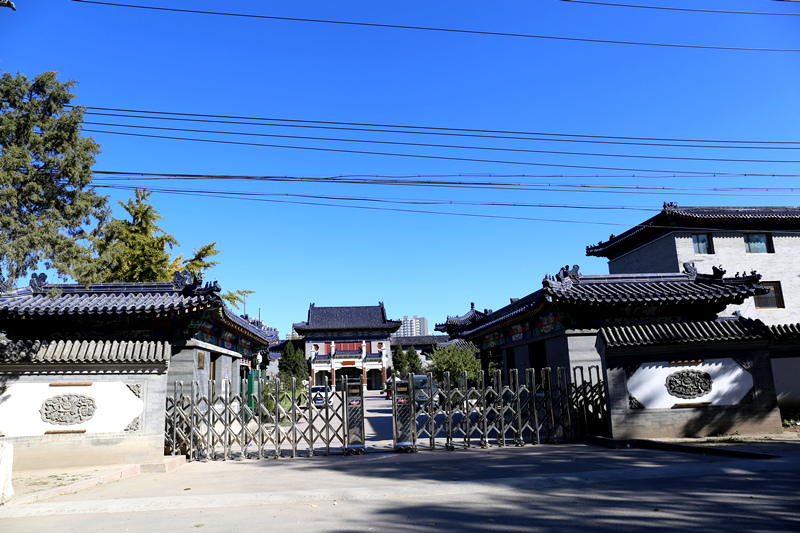 东郊殡仪馆