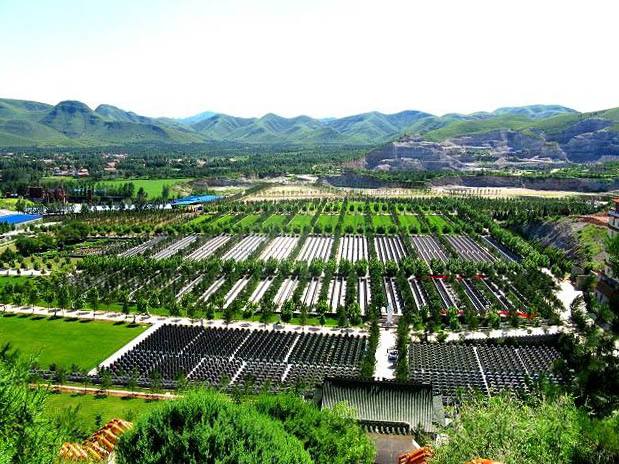 三河灵山宝塔陵园