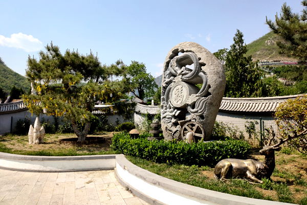 桃峰陵园景观