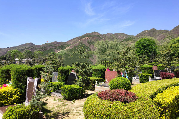 北京天寿陵园墓地