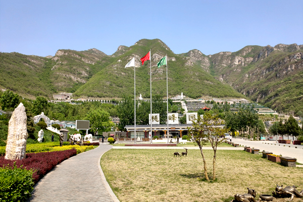 桃峰陵园景观