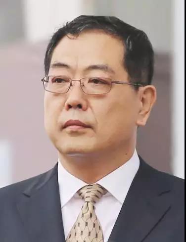 李建华