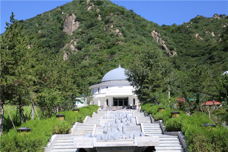 北京九公山长城纪念林景观图