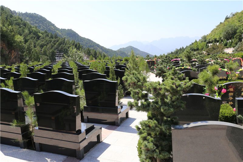 北京盘龙台公墓