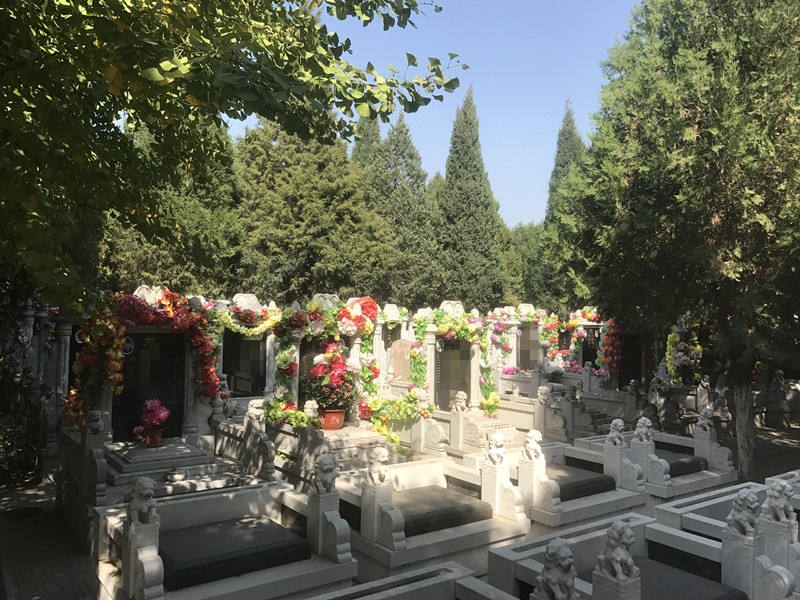 天堂公墓墓地样式