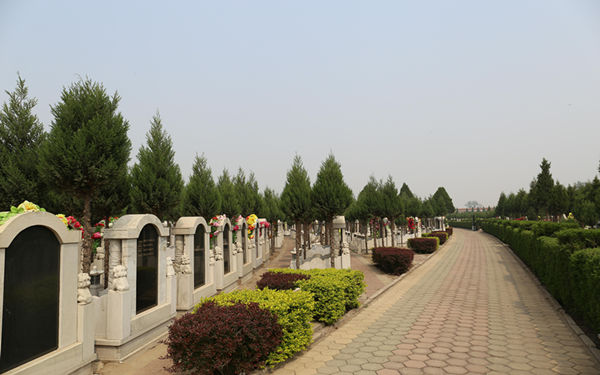 合法公墓