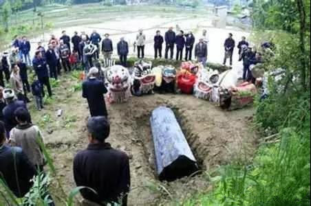 农村殡葬陋习