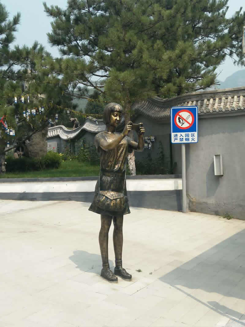 桃峰陵园雕塑