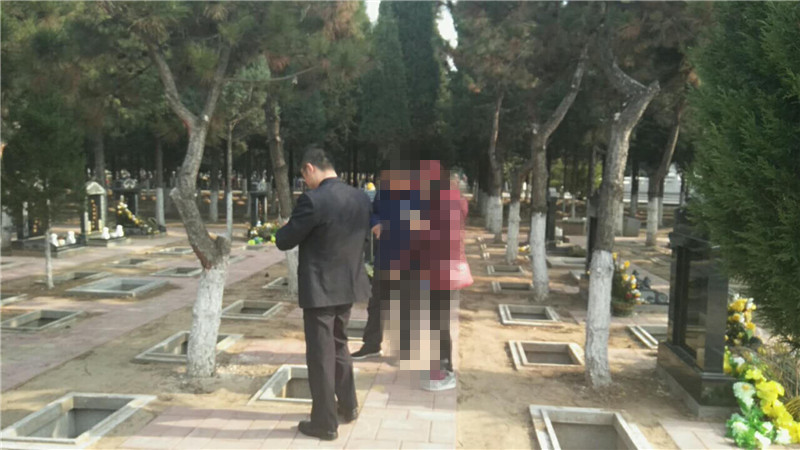 思亲园骨灰林选购墓型位置