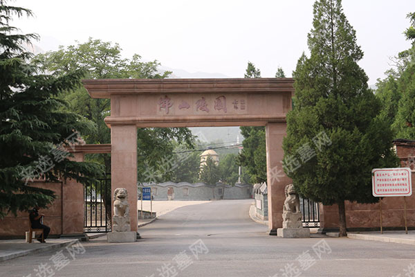 佛山陵园一区大门照片