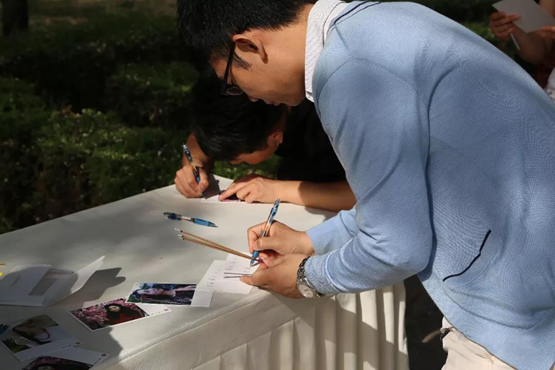 北京天寿陵园陈晓旭逝世十一周年纪念活动