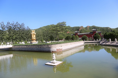 家里为病重的公公在昌平凤凰山陵园选墓地