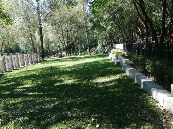 北京八达岭陵园景观