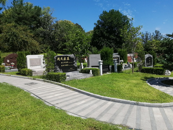 北京八达岭陵园景观